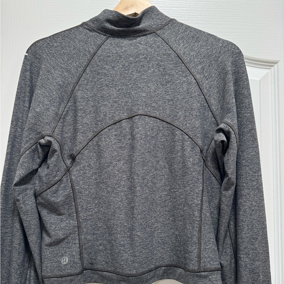 It’s Rulu run cropped half zip 12 gray - Picture 6 of 7